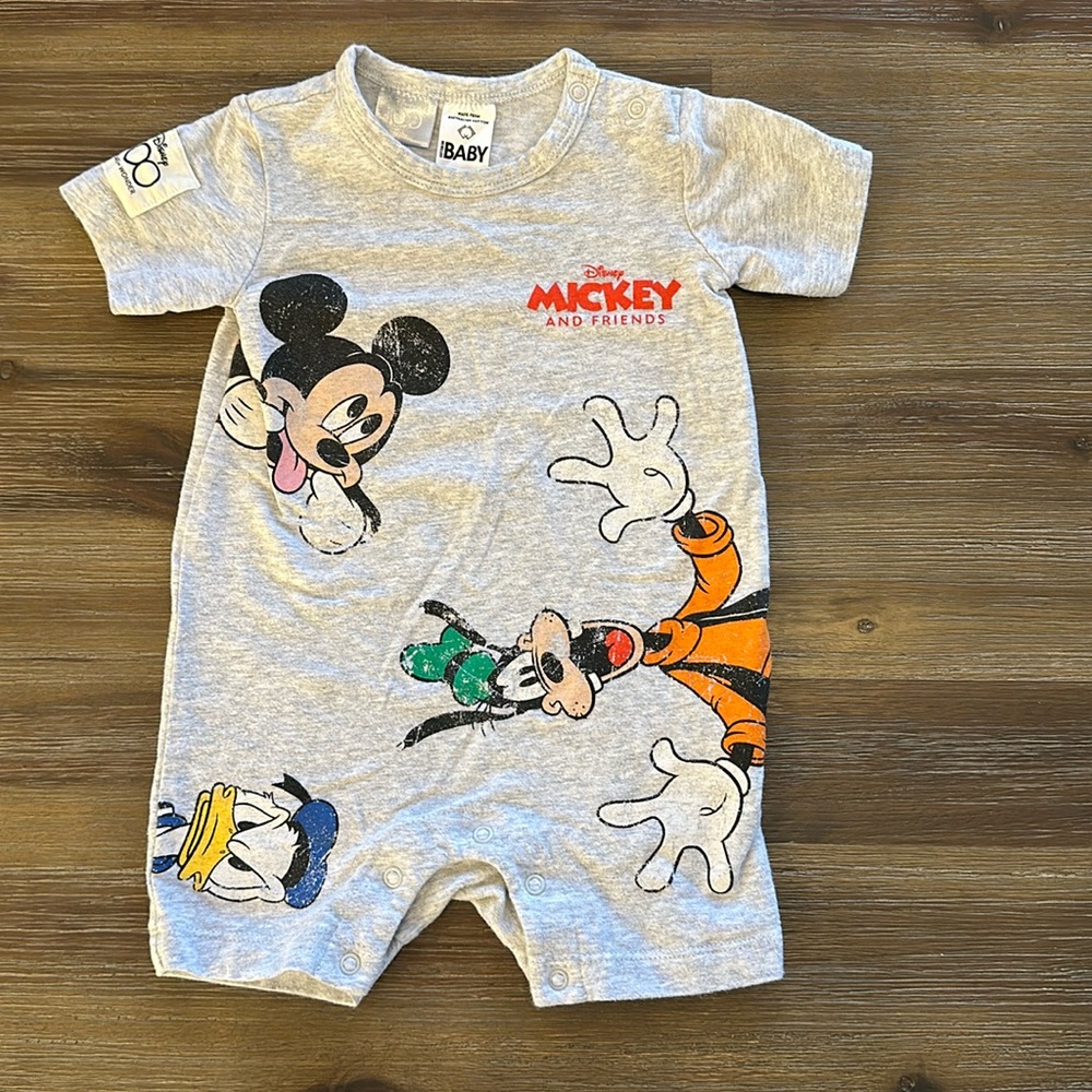 Cotton on baby 6-9m shortie